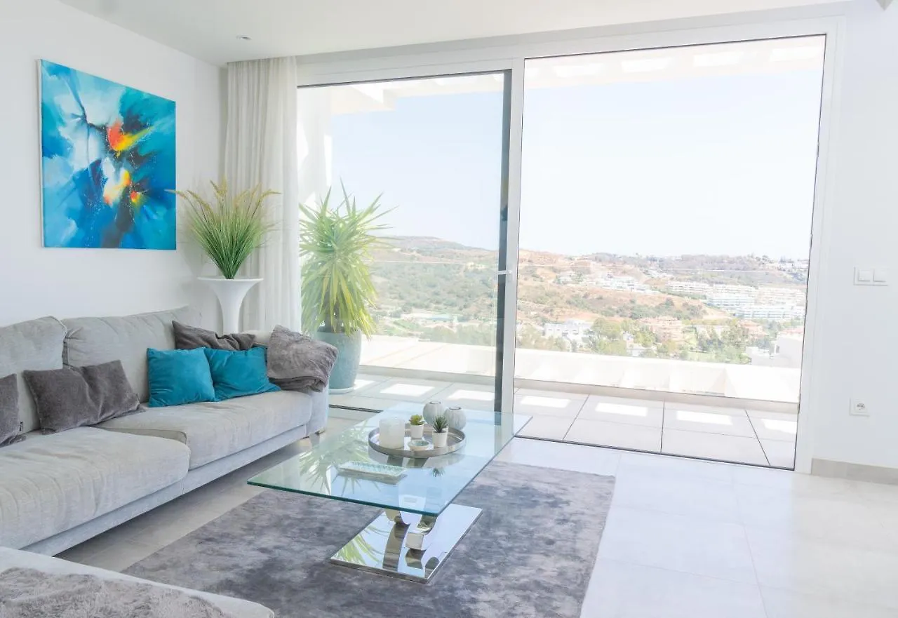 Apartment Luxurious Penthouse In La Cala Casa Banderas - 3 Golf Facilites Close By! La Cala De Mijas