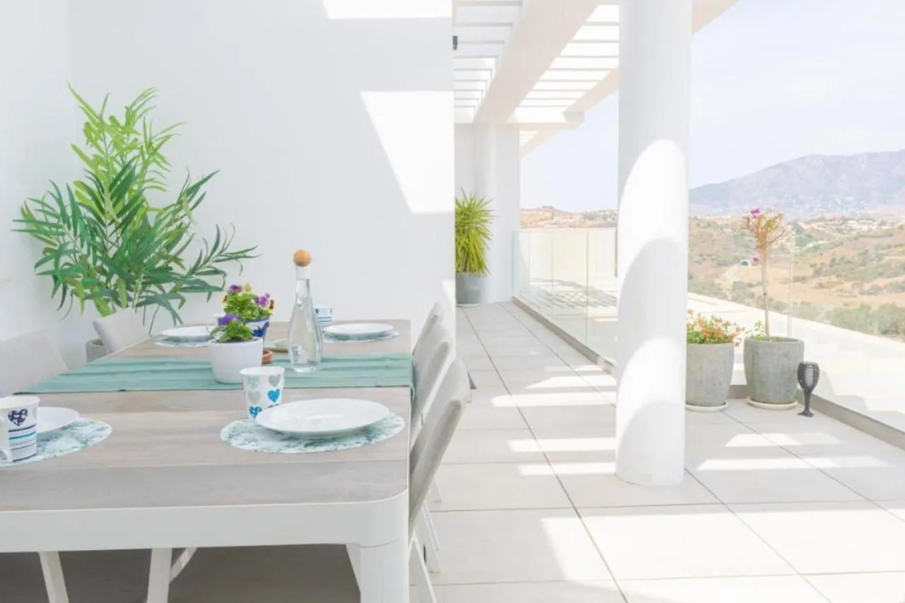 Luxurious Penthouse In La Cala Casa Banderas - 3 Golf Facilites Close By! La Cala De Mijas Spain